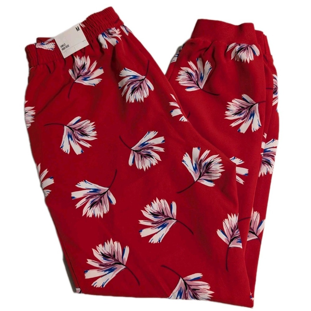 NWT Express Red Floral Print High Waisted Tapered Jogger Pants Size M